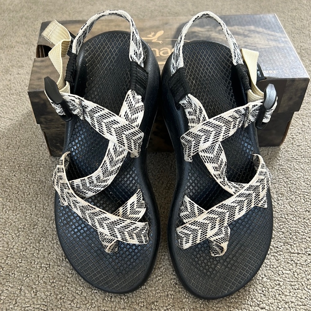 Chaco Z2 Sandal Size 6